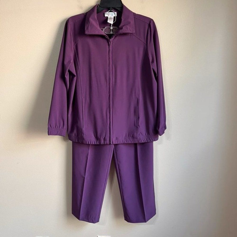 D&D lifestyle petite small matching purple outfit